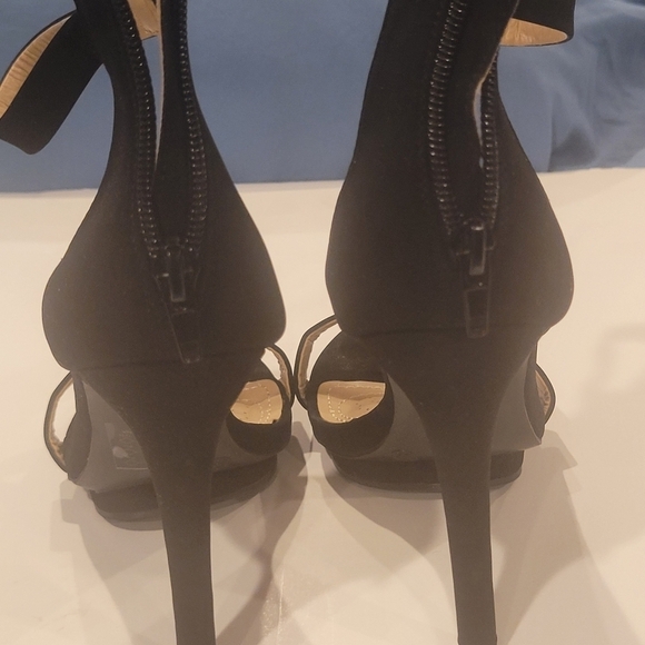 AKIRA open toe heels in black - Picture 7 of 9